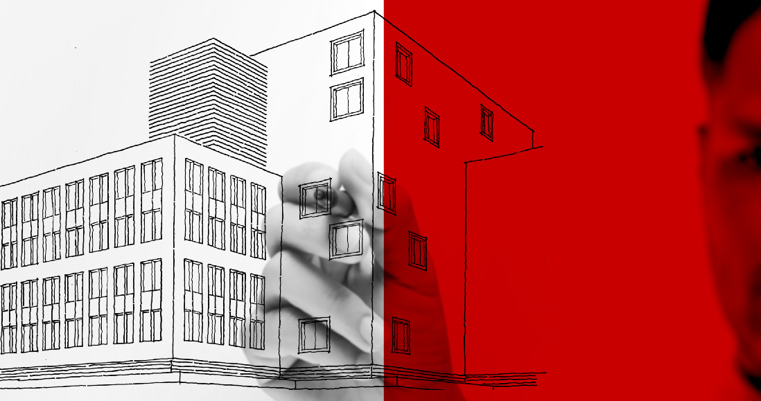 Architekt zeichnet Gebäude – links die Skizze mit seiner Hand und dem Stift, rechts sein Gesicht in roter Fläche sichtbar.